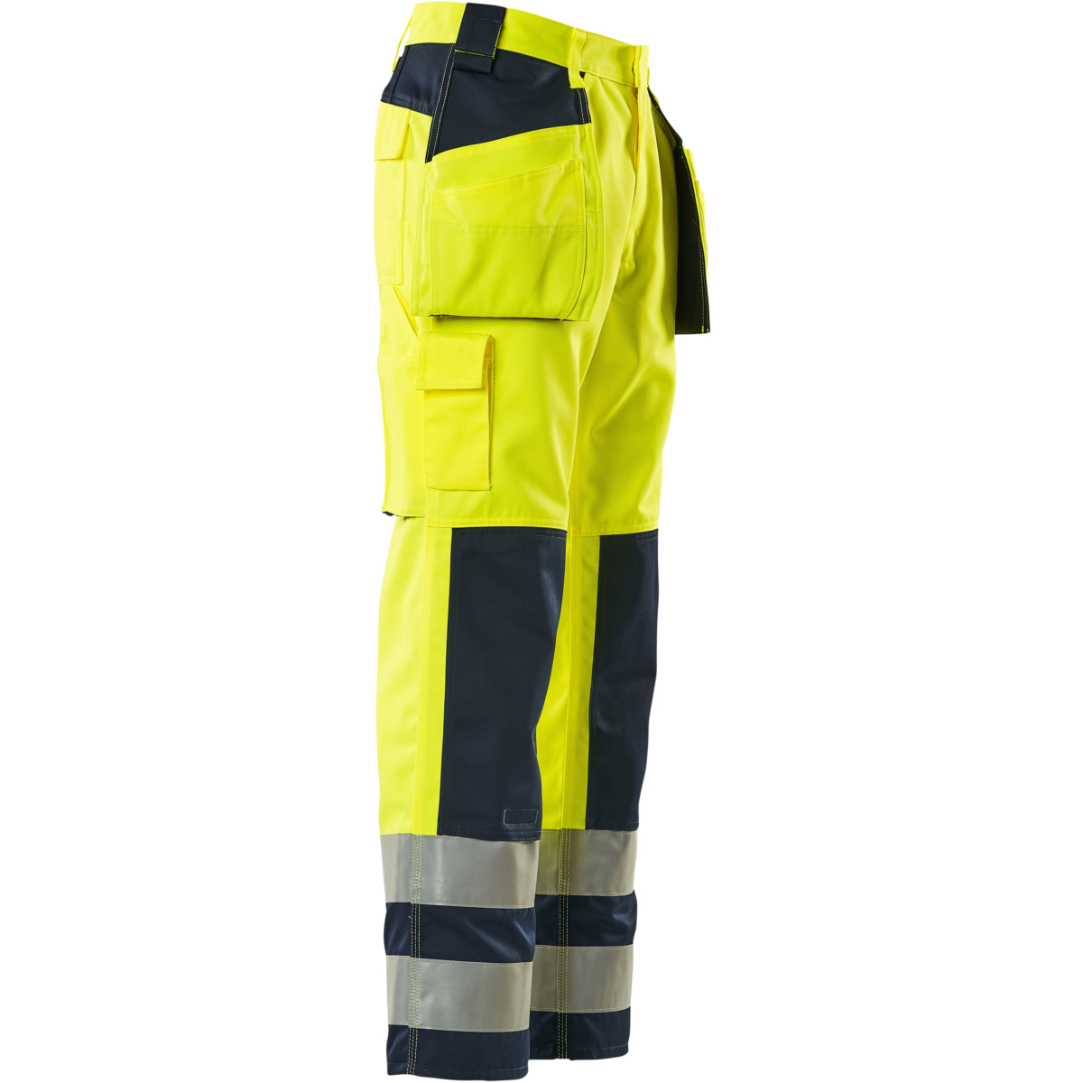 带枪套口袋的裤子