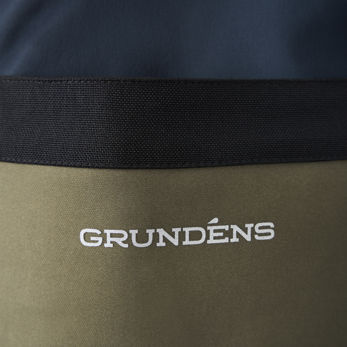 Neptune Waterproof Armored Bib