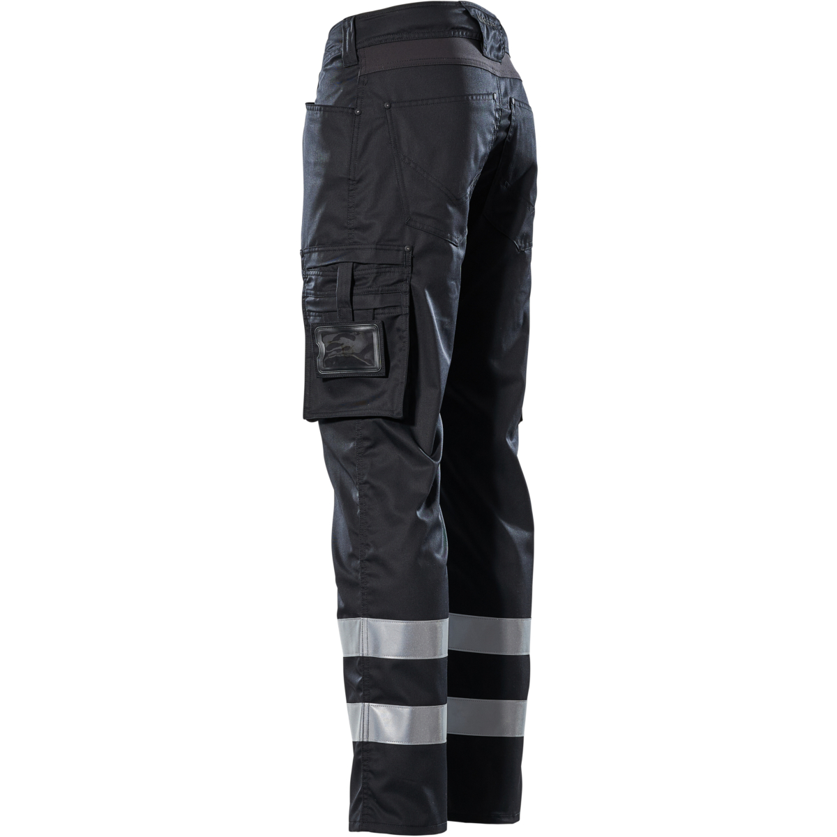 带大腿口袋的裤子