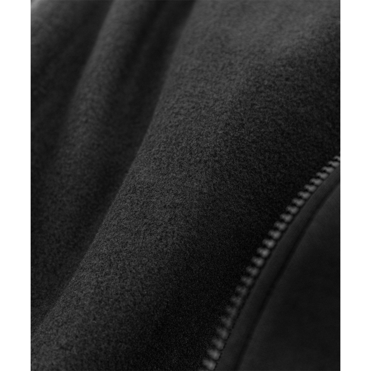 绿色卫衣外套，7248克/平方米