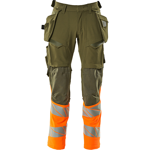 带枪套口袋的裤子